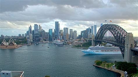 WebcamSydney 1 Live Stream of Harbour 24/7 (~4K)